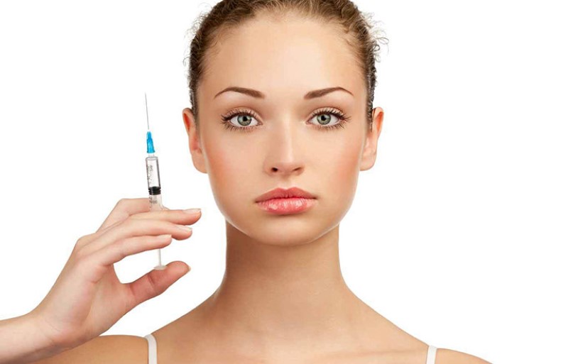 Các triệu chứng thường gặp sau khi tiêm thực hiện tiêm botox