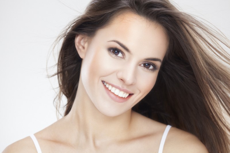 Căng da mặt bằng chỉ collagen có mang lại hiệu quả?